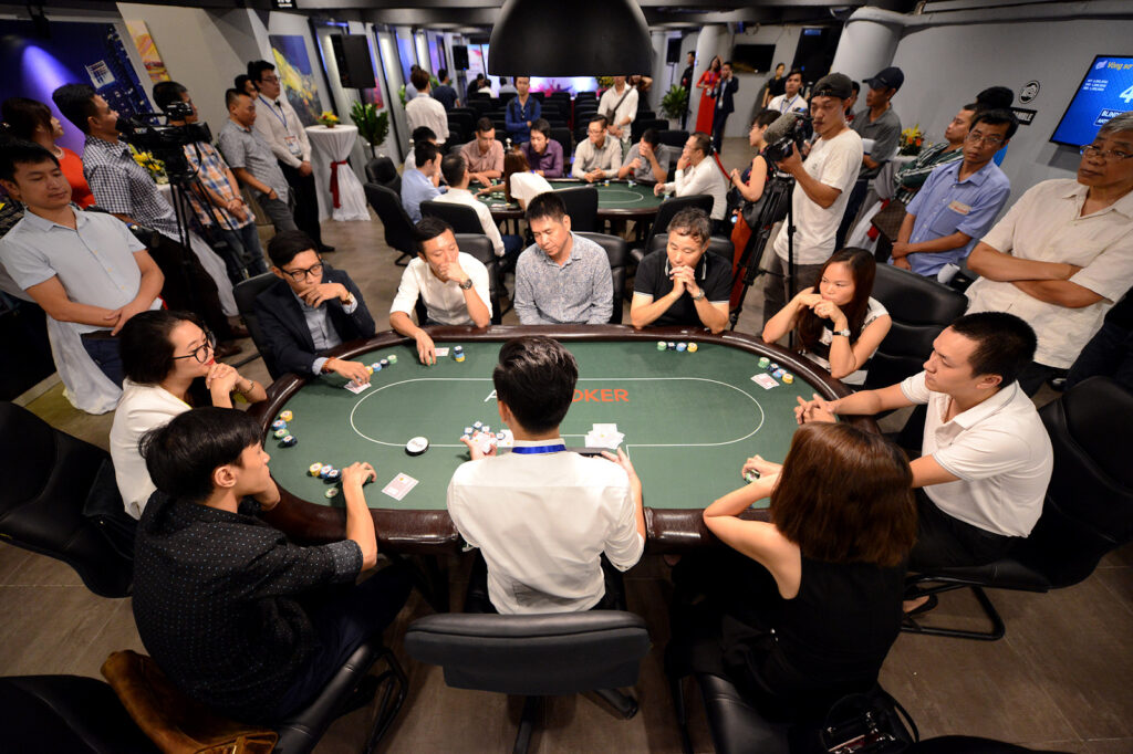 Cách thức tổ chức giải đấu poker như thế nào?